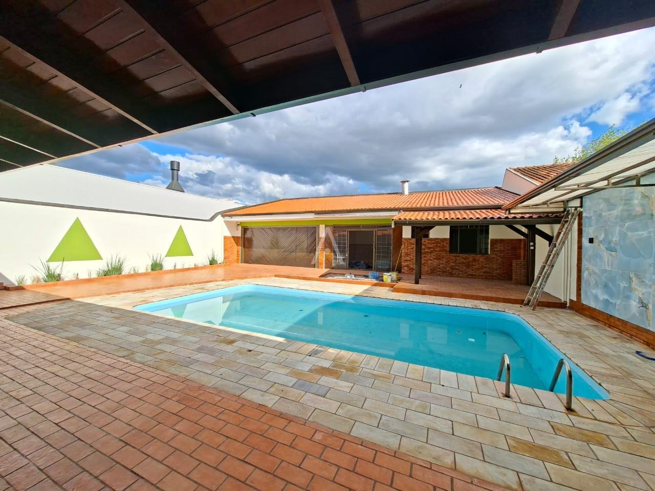 Sobrado para à venda no Bairro Pioneiros Catarinenses em CASCAVEL: 