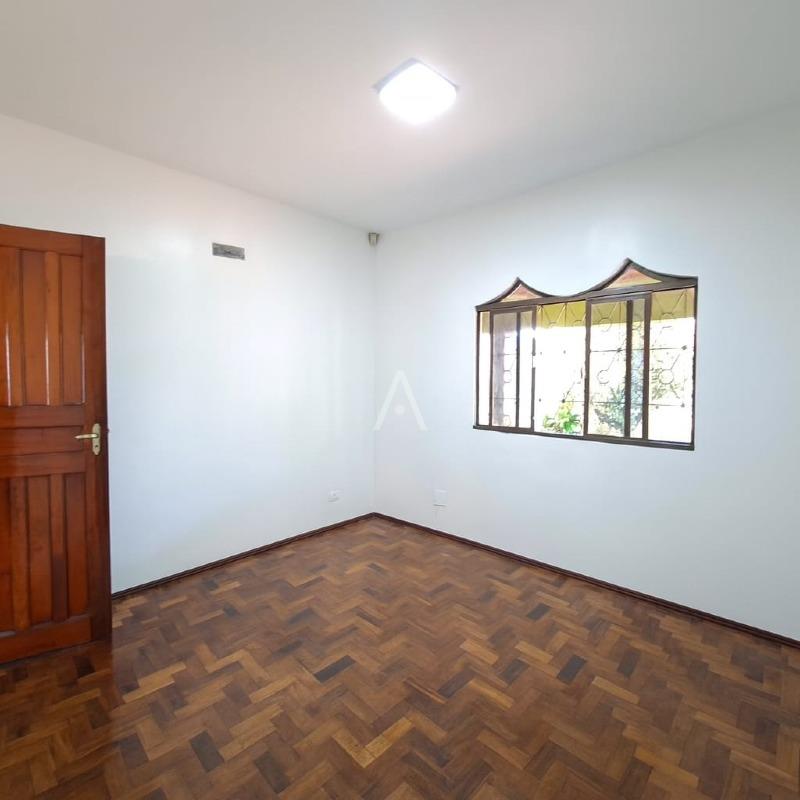 Sobrado para à venda no Bairro Pioneiros Catarinenses em CASCAVEL: 