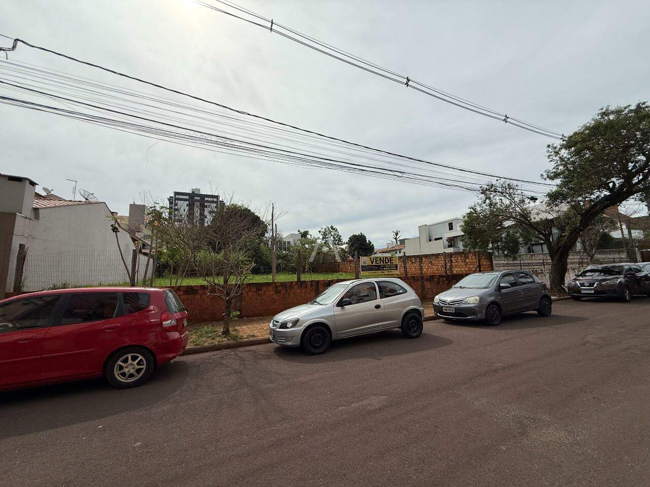 Terreno para à venda no Bairro JARDIM LA SALLE em TOLEDO: 