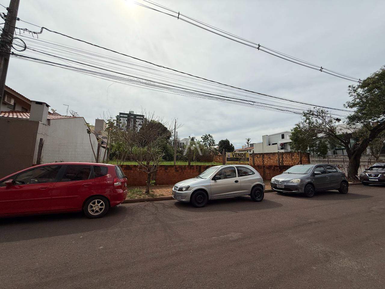 Terreno para à venda no Bairro JARDIM LA SALLE em TOLEDO: 