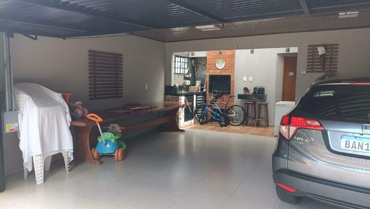Casa Residencial para à venda no Bairro JARDIM PANCERA em TOLEDO: 