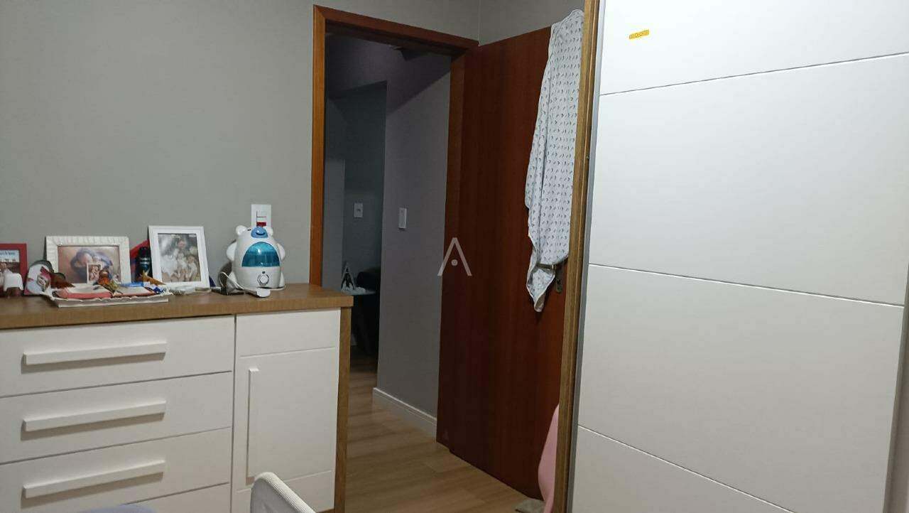 Casa Residencial para à venda no Bairro JARDIM PANCERA em TOLEDO: 