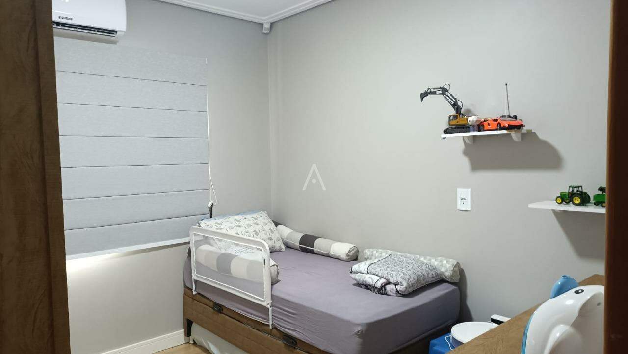 Casa Residencial para à venda no Bairro JARDIM PANCERA em TOLEDO: 
