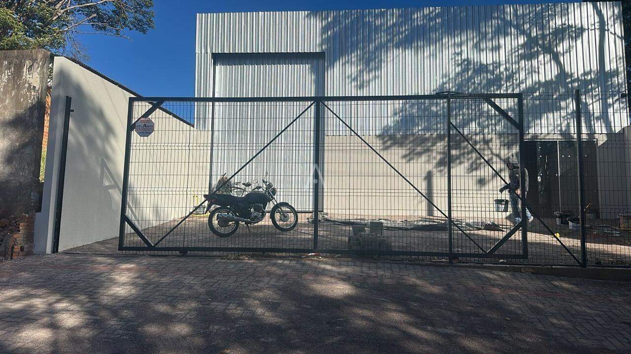 Barracão Comercial para para aluguel no Bairro CANCELLI em CASCAVEL: FACHADA