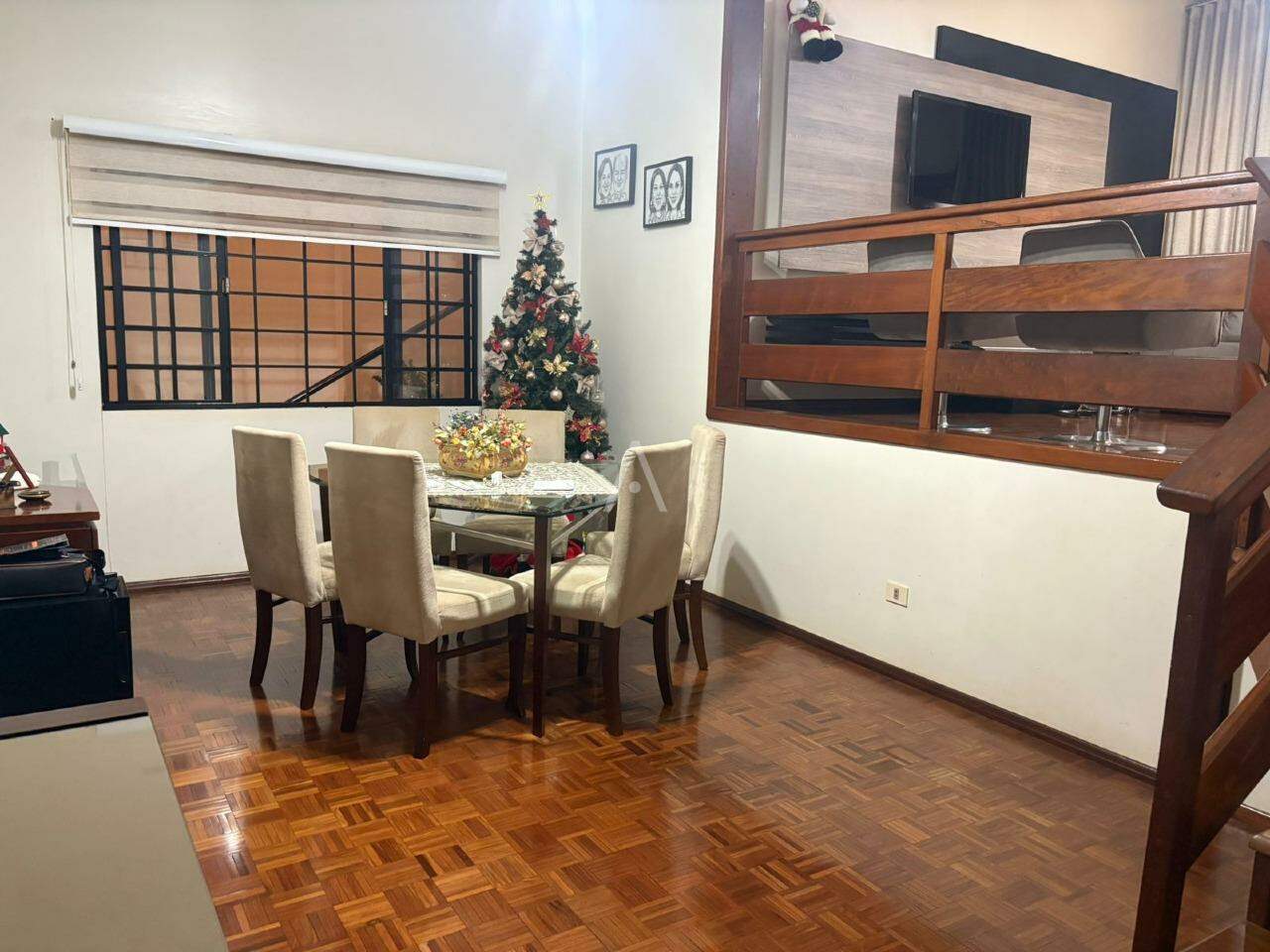 Casa Comercial para à venda no Bairro CENTRO em CASCAVEL: salajantar