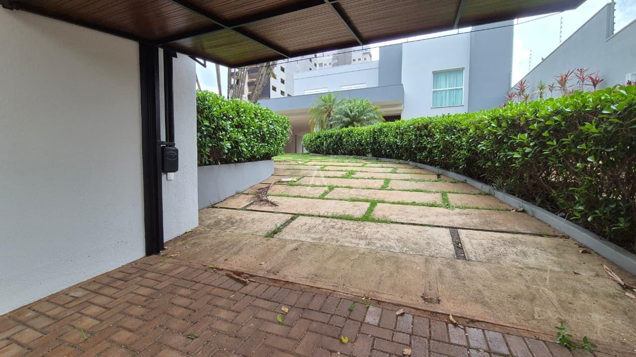 Sobrado para para aluguel no Bairro CENTRO em CASCAVEL: 