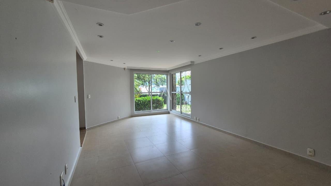 Sobrado para para aluguel no Bairro CENTRO em CASCAVEL: 