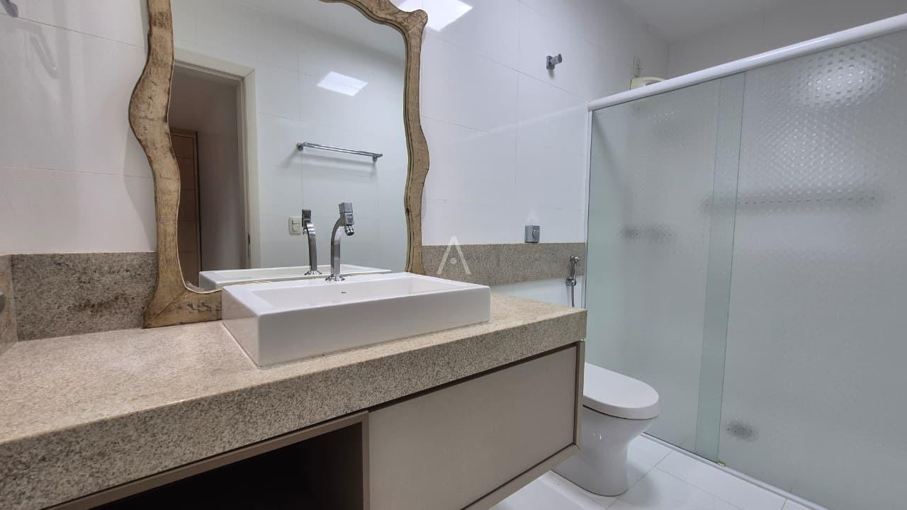 Sobrado para para aluguel no Bairro CENTRO em CASCAVEL: 