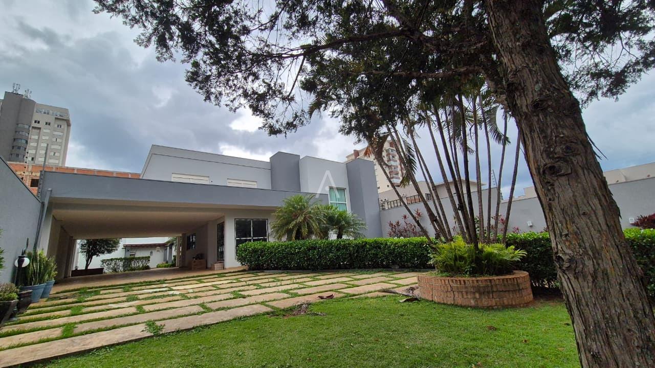 Sobrado para para aluguel no Bairro CENTRO em CASCAVEL: 