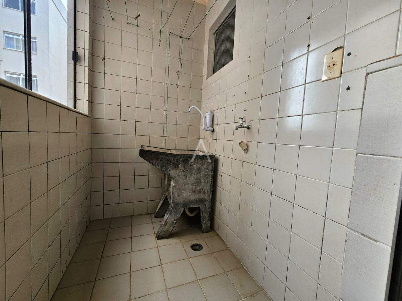 Apartamento para à venda no Bairro SAO CRISTOVAO em CASCAVEL: 