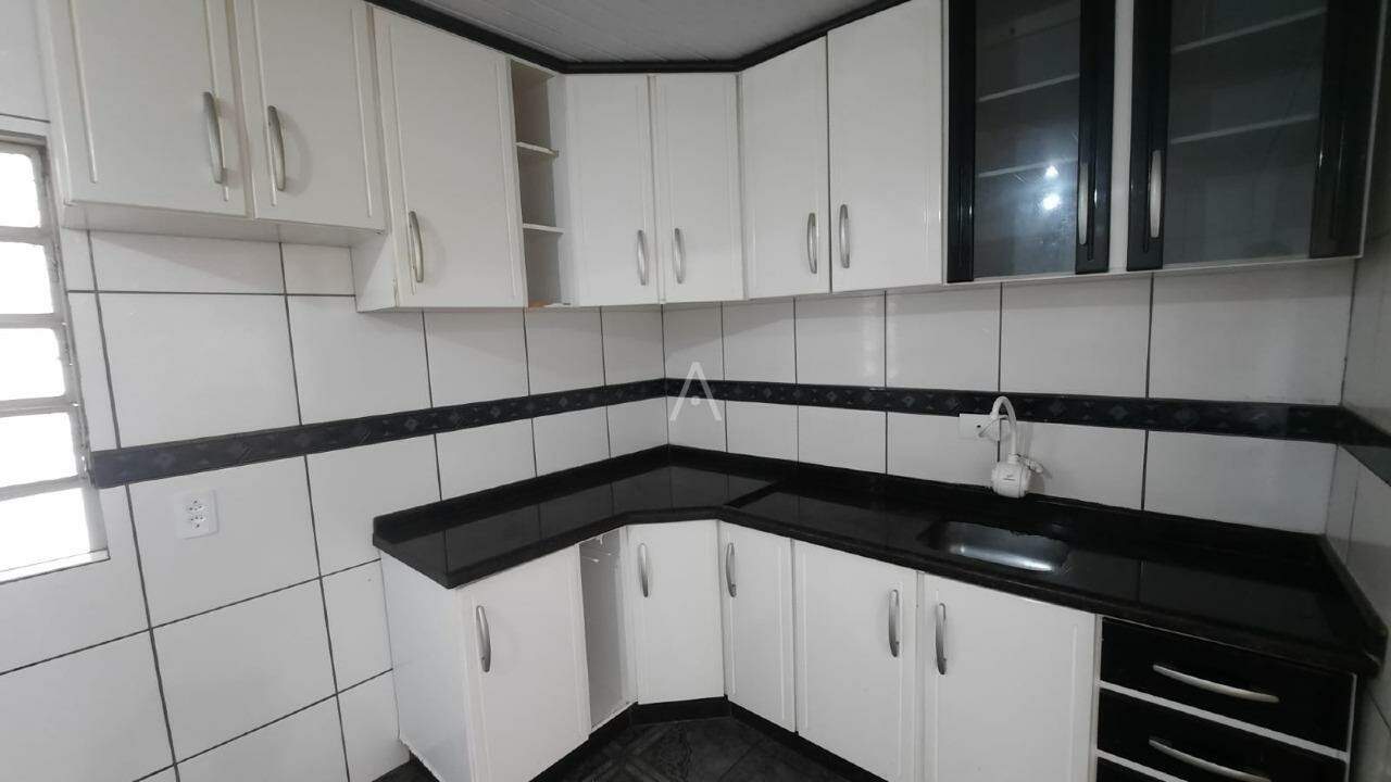 Casa Residencial para à venda no Bairro ITAMARATY em CASCAVEL: