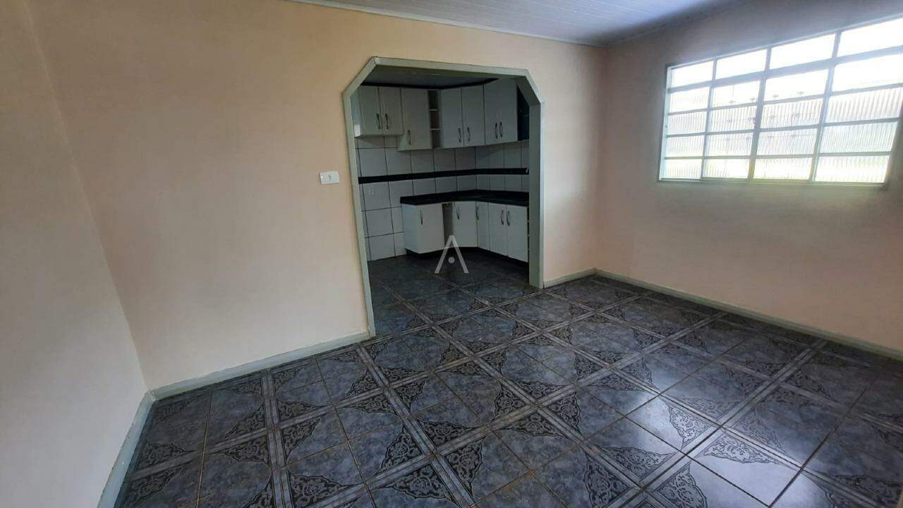 Casa Residencial para à venda no Bairro ITAMARATY em CASCAVEL: