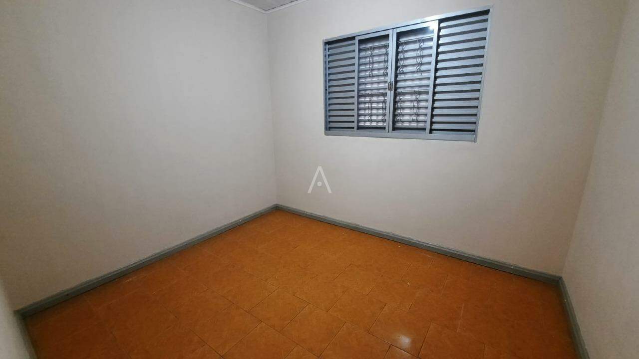 Casa Residencial para à venda no Bairro ITAMARATY em CASCAVEL: