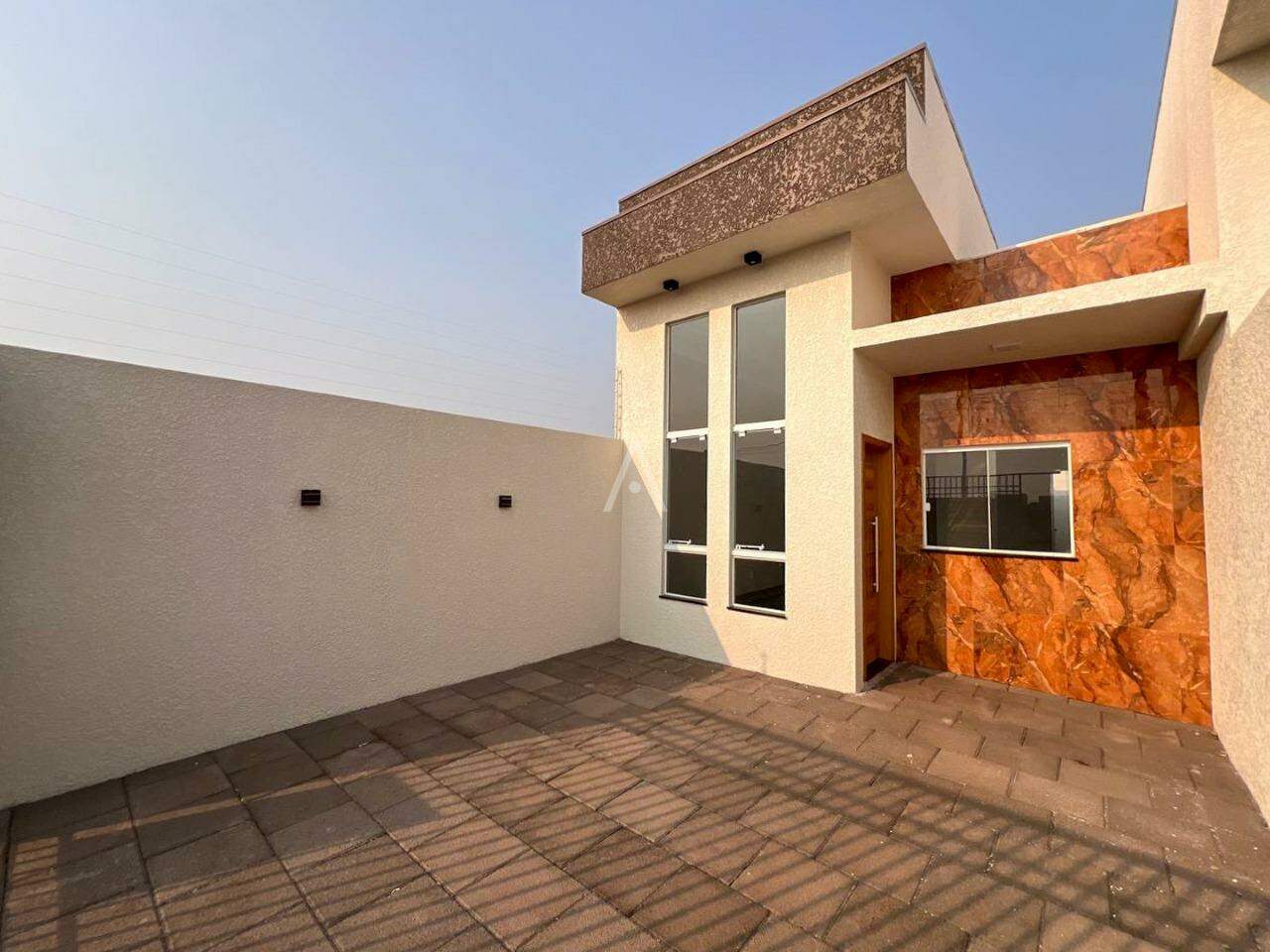 Casa Residencial para à venda no Bairro FLORESTA em CASCAVEL: 