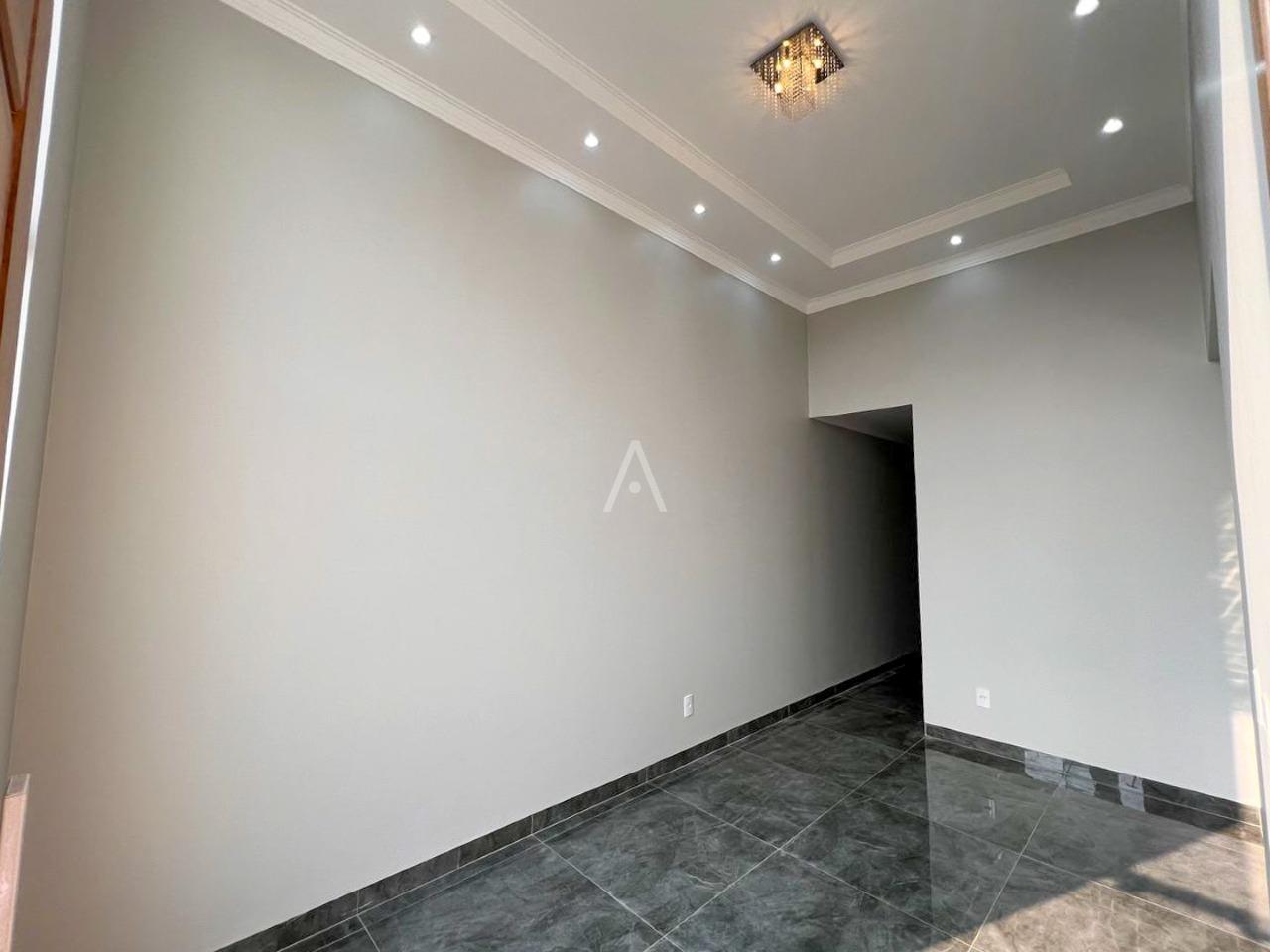 Casa Residencial para à venda no Bairro FLORESTA em CASCAVEL: 