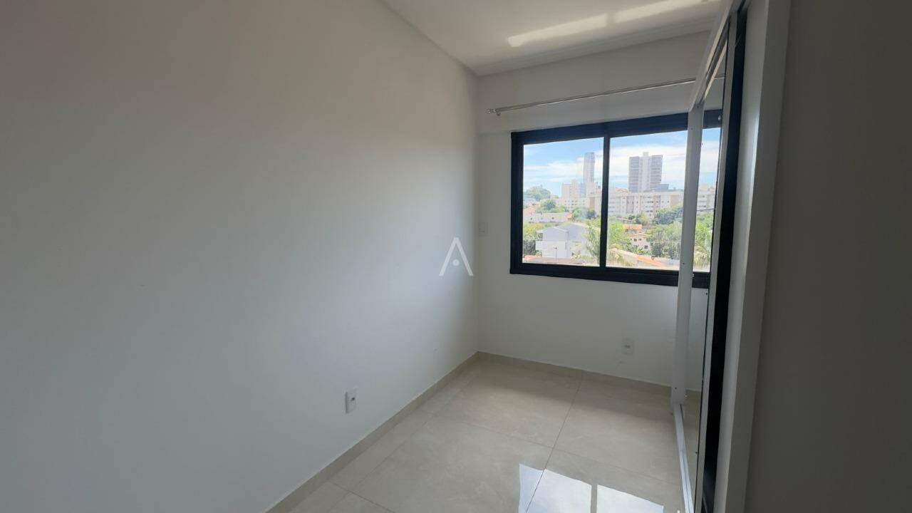 Apartamento para para aluguel no Bairro NEVA em CASCAVEL: 