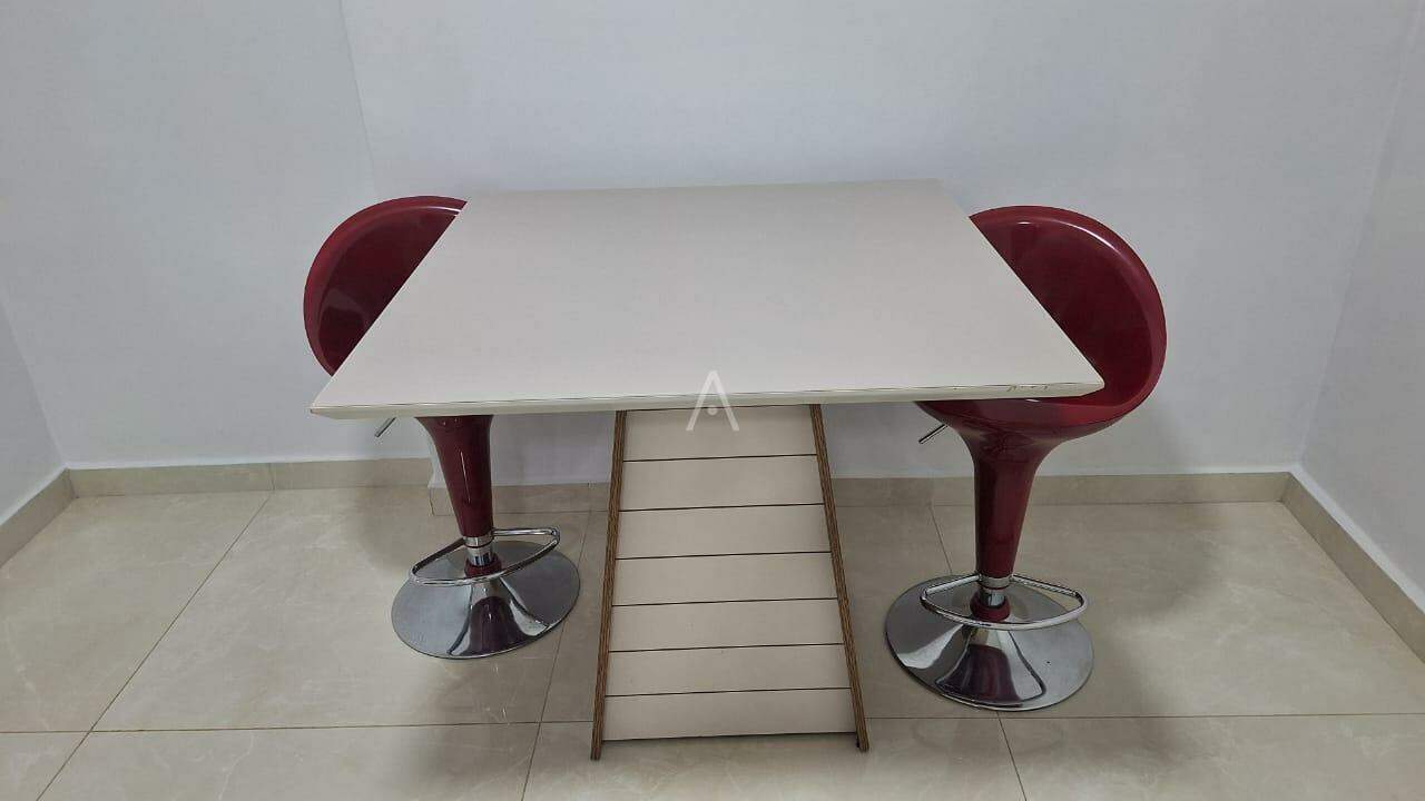 Apartamento para para aluguel no Bairro NEVA em CASCAVEL: 