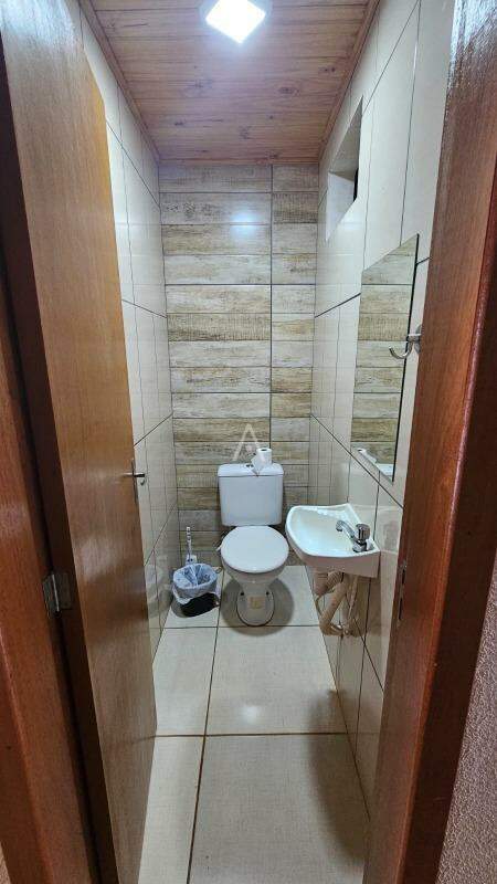 Casa Residencial para à venda no Bairro DISTRITO SÃO LUIZ em TOLEDO: 