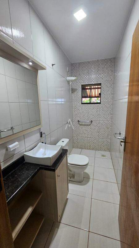 Casa Residencial para à venda no Bairro DISTRITO SÃO LUIZ em TOLEDO: 