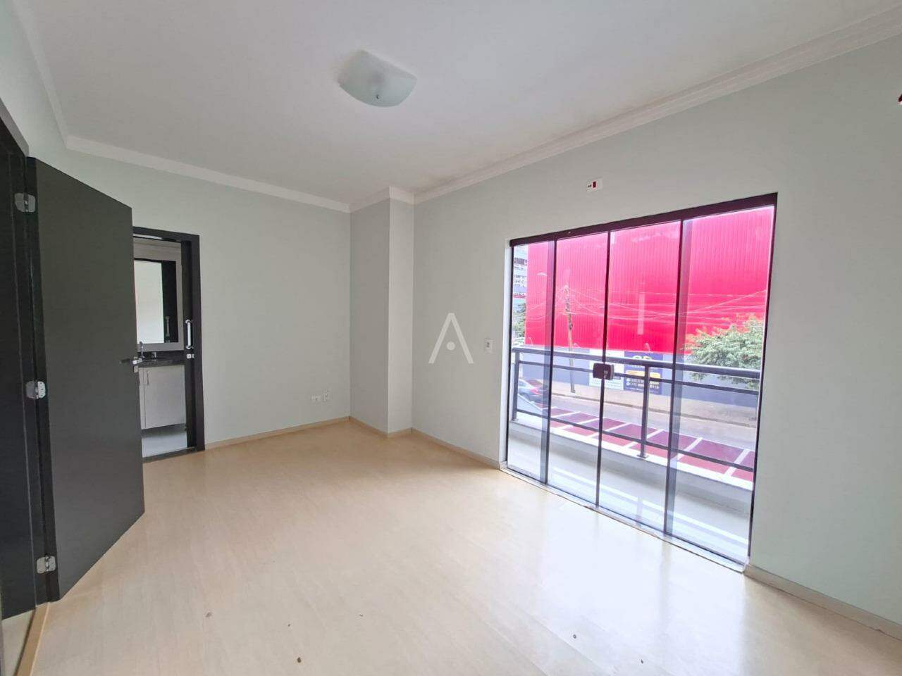 Sobrado para para aluguel no Bairro COQUEIRAL em CASCAVEL: 