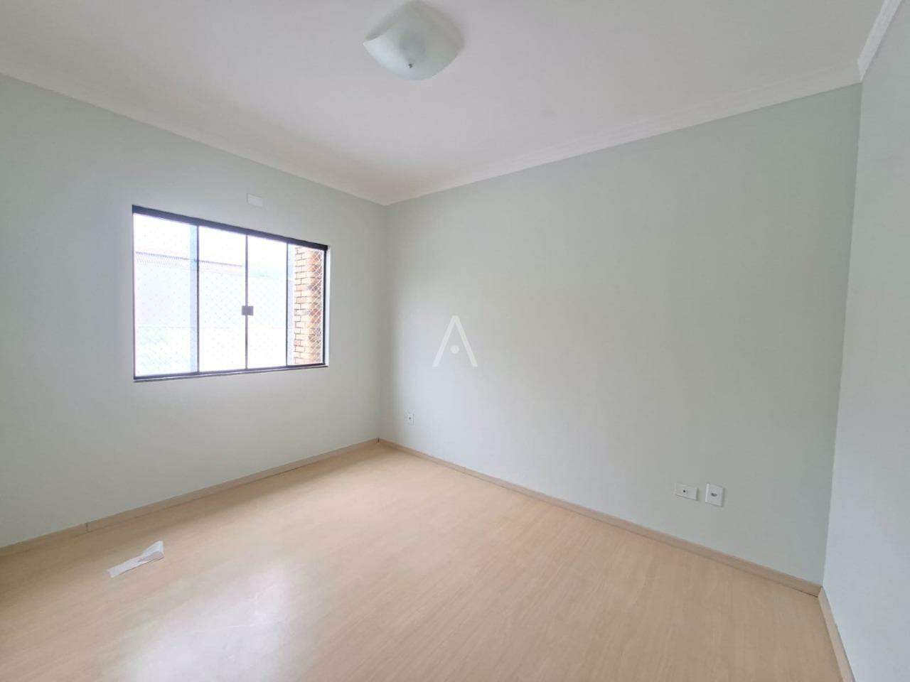 Sobrado para para aluguel no Bairro COQUEIRAL em CASCAVEL: 