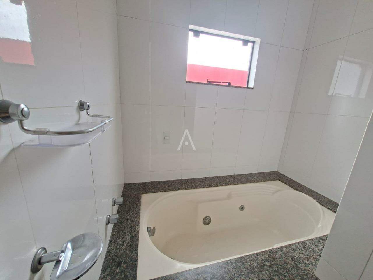 Sobrado para para aluguel no Bairro COQUEIRAL em CASCAVEL: 