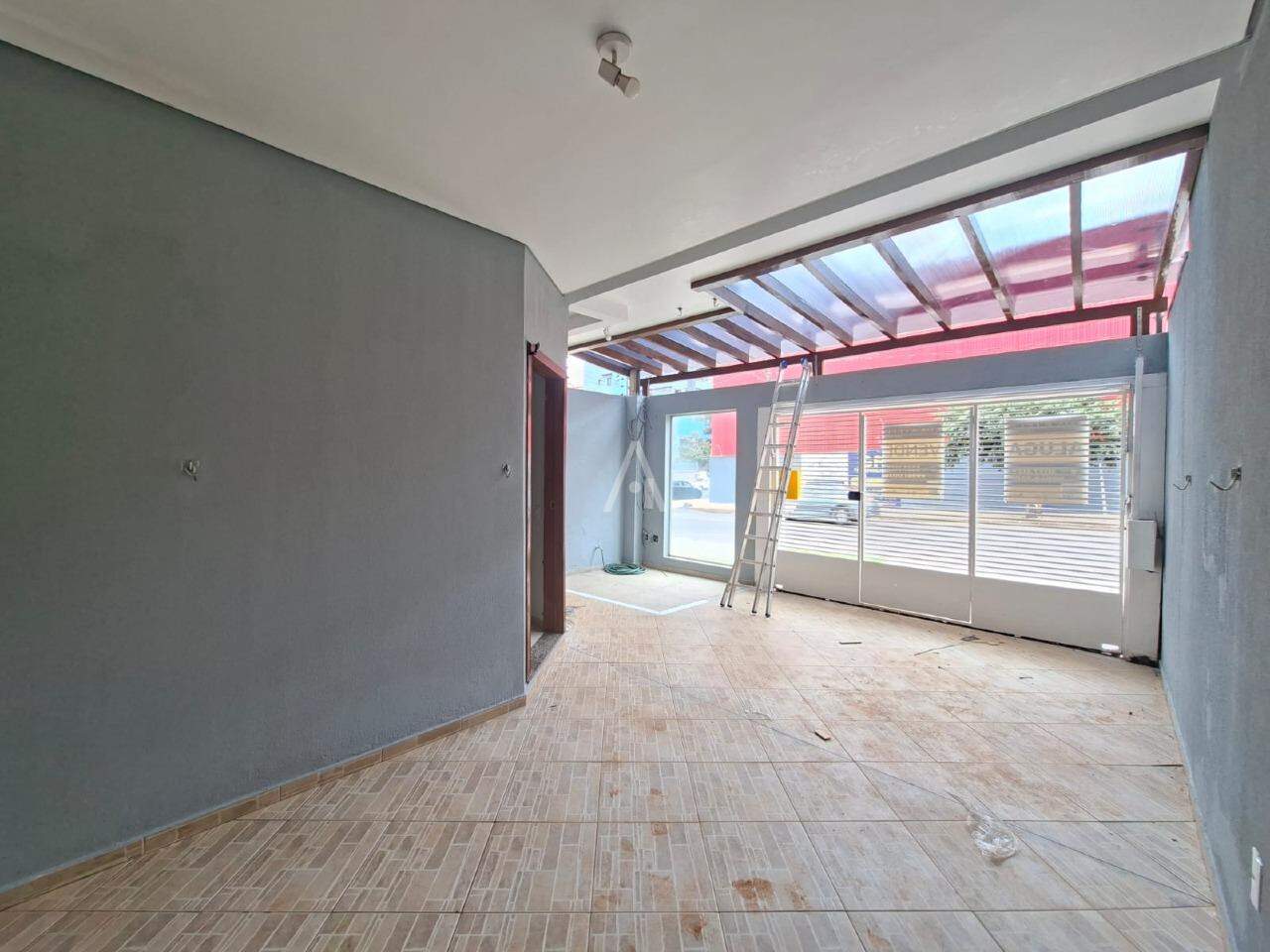 Sobrado para para aluguel no Bairro COQUEIRAL em CASCAVEL: 