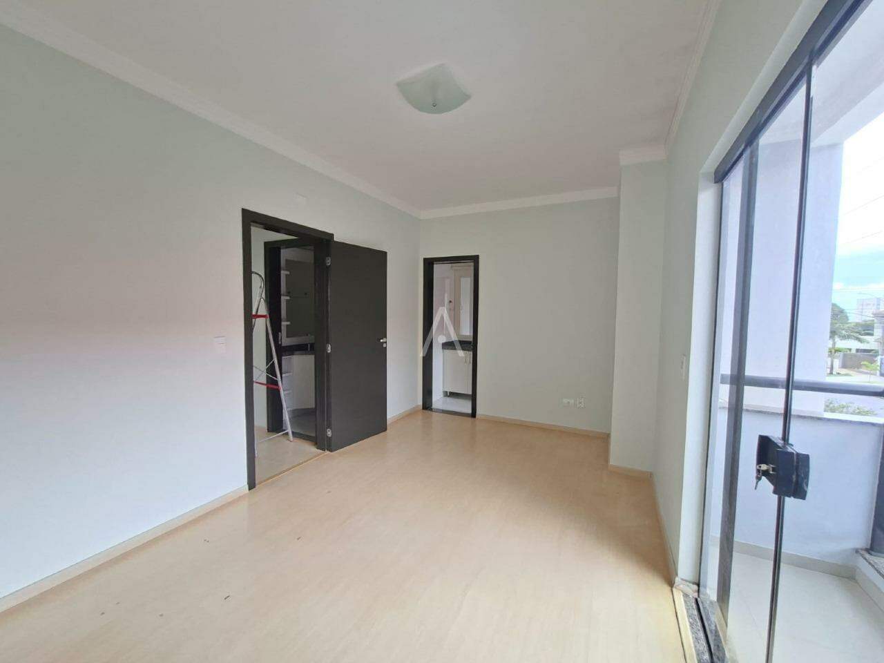 Sobrado para para aluguel no Bairro COQUEIRAL em CASCAVEL: 