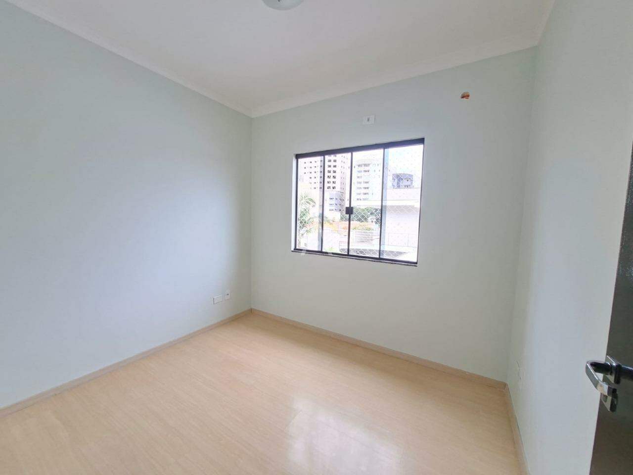 Sobrado para para aluguel no Bairro COQUEIRAL em CASCAVEL: 