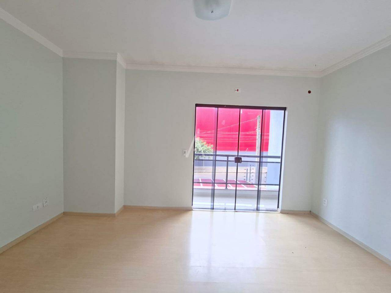 Sobrado para para aluguel no Bairro COQUEIRAL em CASCAVEL: 