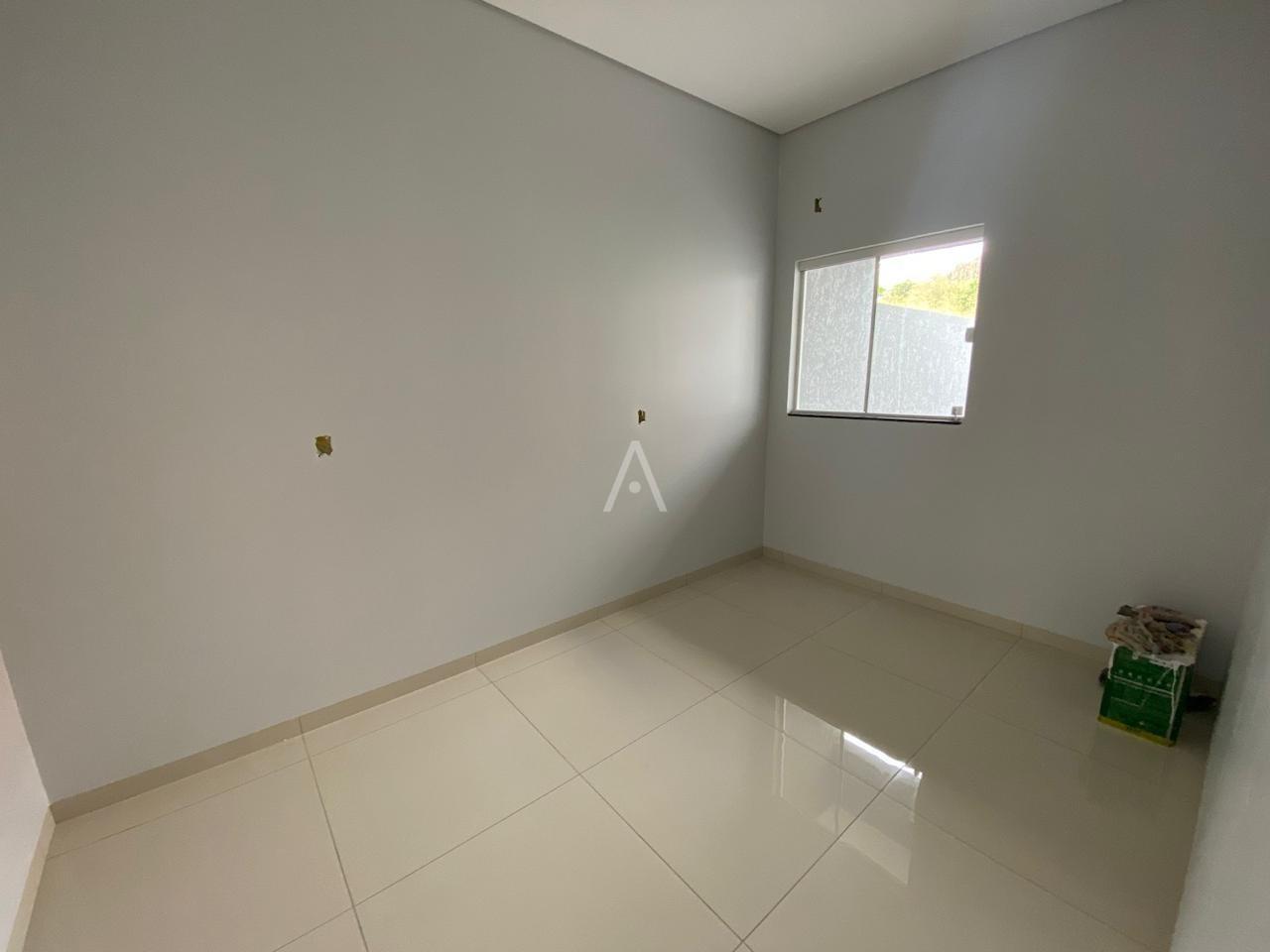 Casa Residencial para à venda no Bairro PINHEIRINHO em TOLEDO: 
