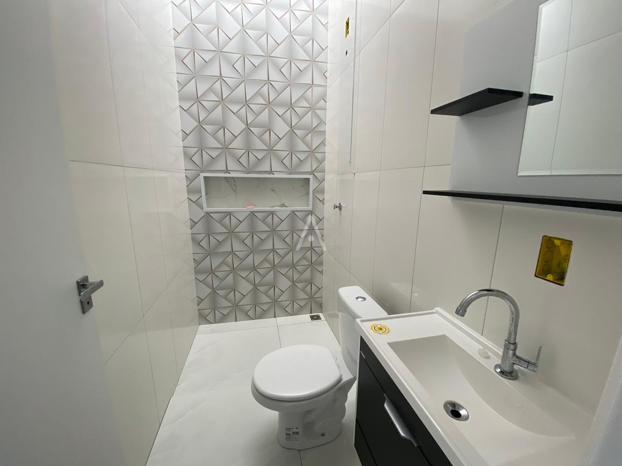 Casa Residencial para à venda no Bairro PINHEIRINHO em TOLEDO: 