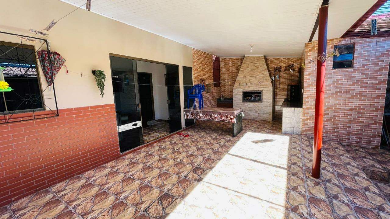 Casa Residencial para à venda no Bairro SAO CRISTOVAO em CASCAVEL: 