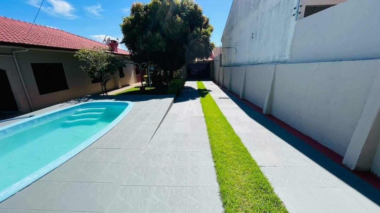 Casa Residencial para à venda no Bairro SAO CRISTOVAO em CASCAVEL: 