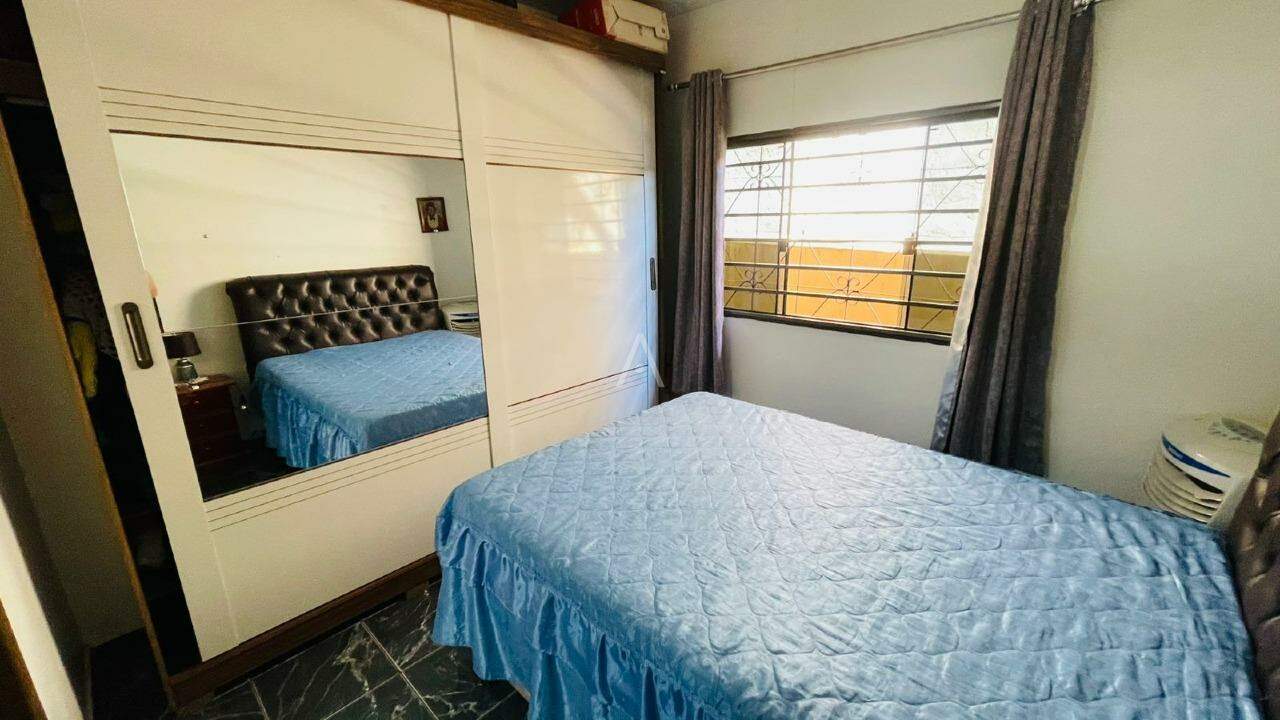 Casa Residencial para à venda no Bairro SAO CRISTOVAO em CASCAVEL: 