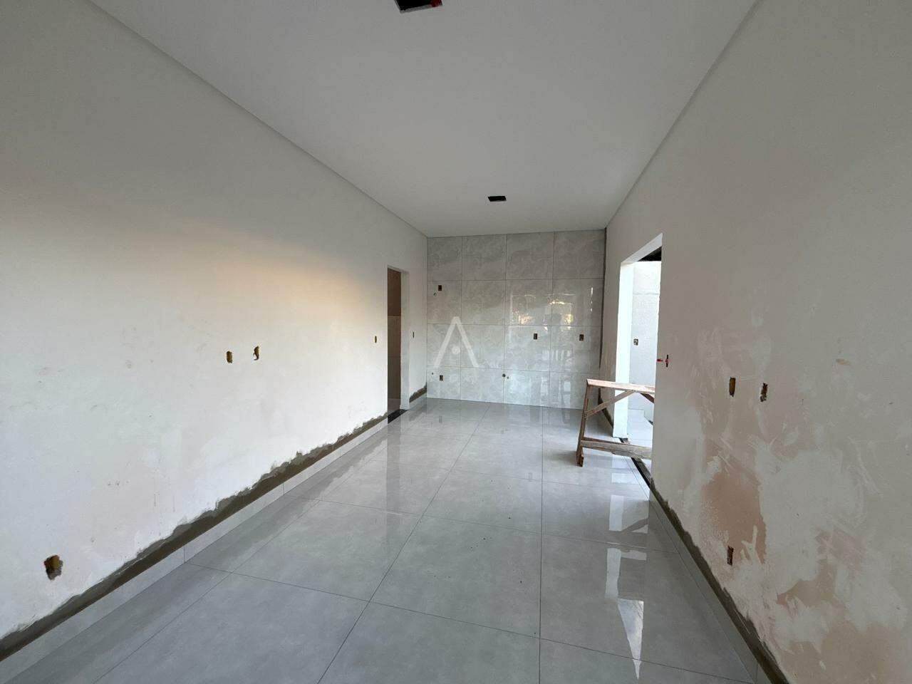 Casa Residencial para à venda no Bairro JARDIM COOPAGRO em TOLEDO: