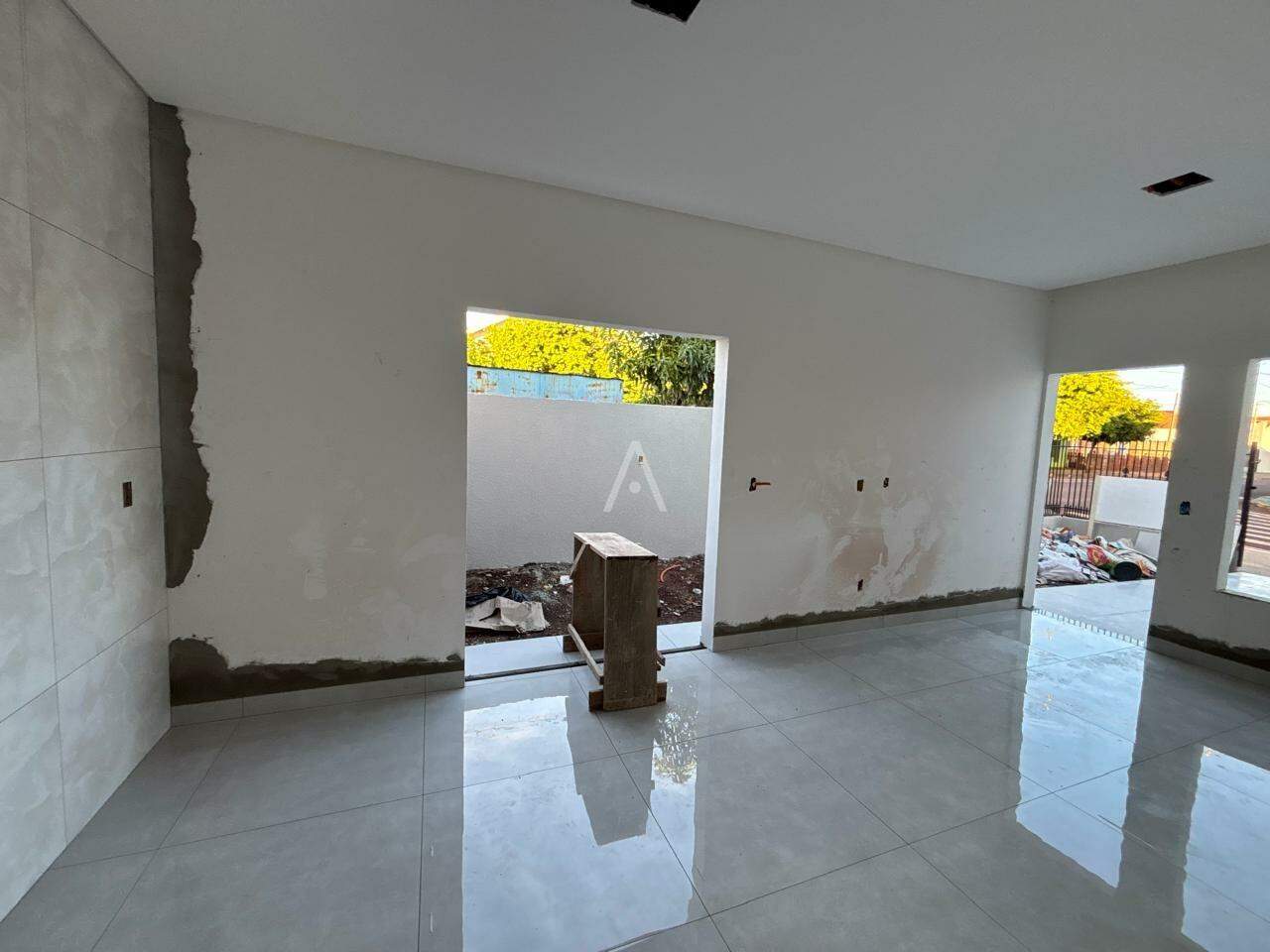 Casa Residencial para à venda no Bairro JARDIM COOPAGRO em TOLEDO: