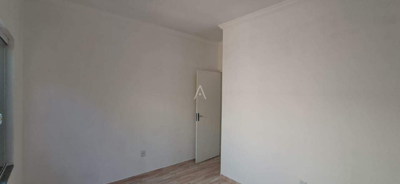 Casa Residencial para à venda no Bairro JARDIM MANTOVANI em CASCAVEL: 