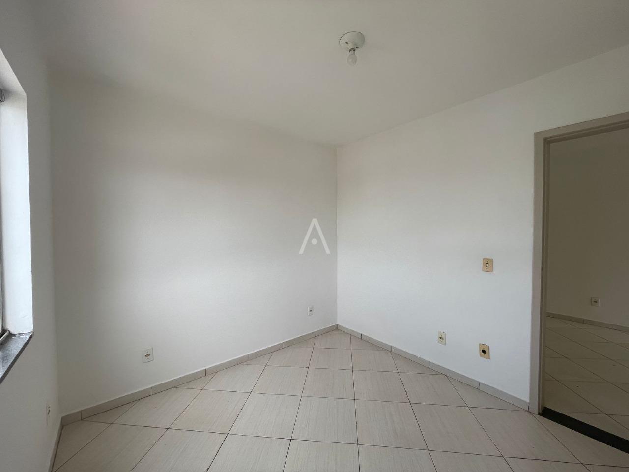 Apartamento para à venda no Bairro SAO CRISTOVAO em CASCAVEL: 