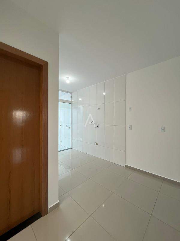 Casa Residencial para à venda no Bairro CASCAVEL VELHO em CASCAVEL: 