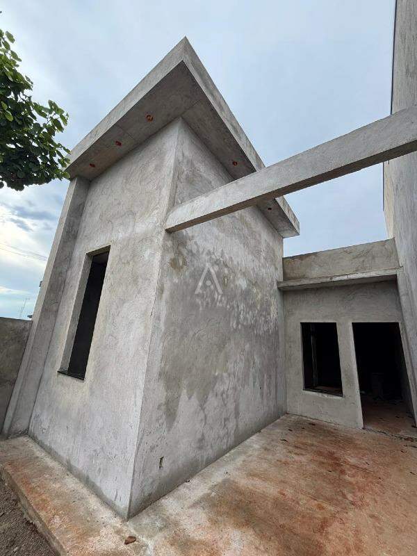 Casa Residencial para à venda no Bairro JARDIM COOPAGRO em TOLEDO:
