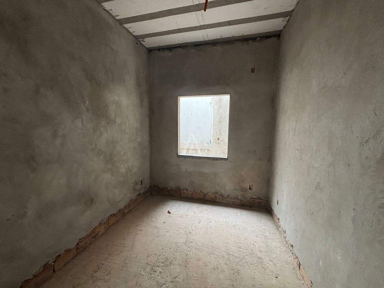 Casa Residencial para à venda no Bairro JARDIM COOPAGRO em TOLEDO: