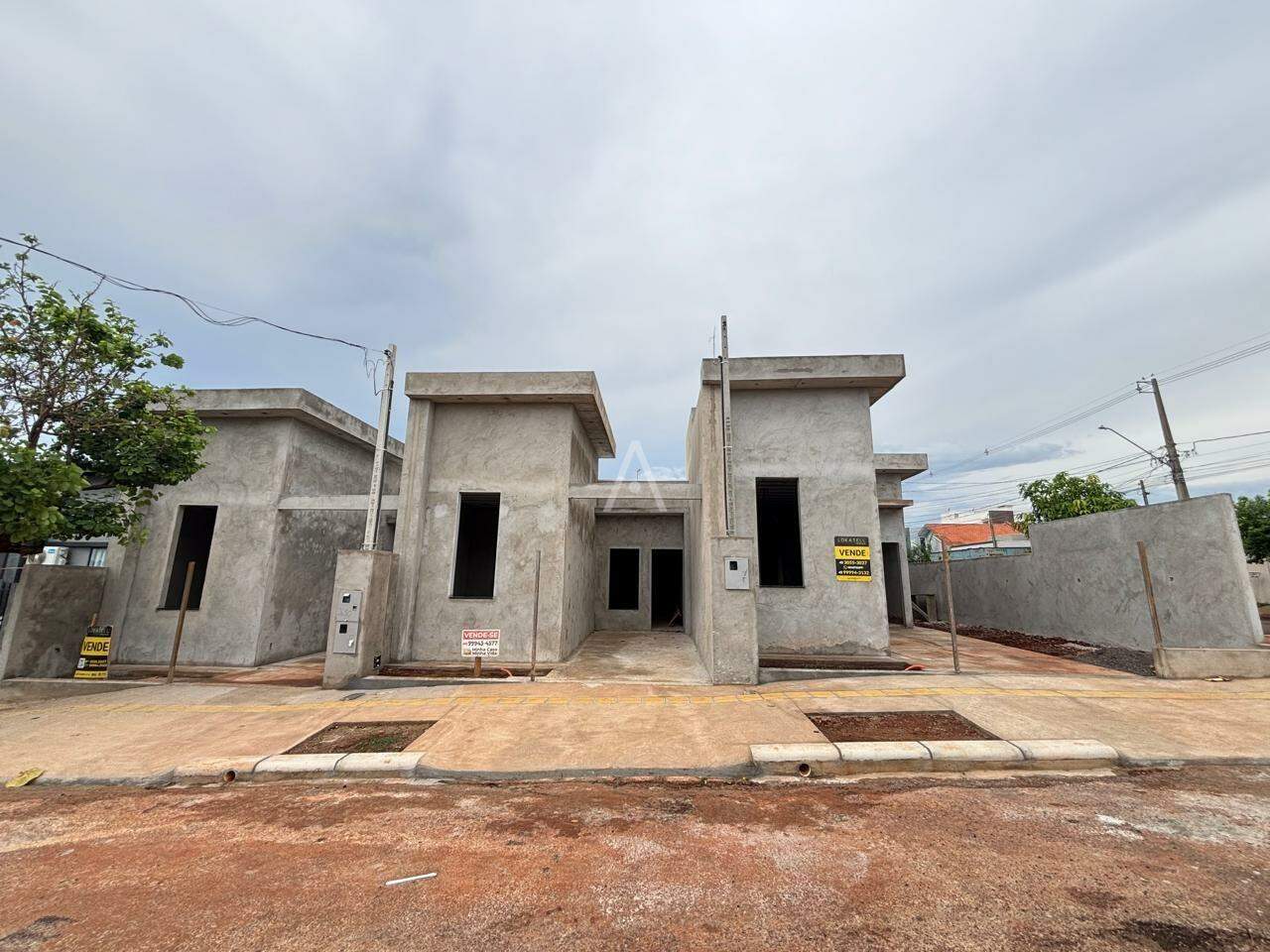 Casa Residencial para à venda no Bairro JARDIM COOPAGRO em TOLEDO: 