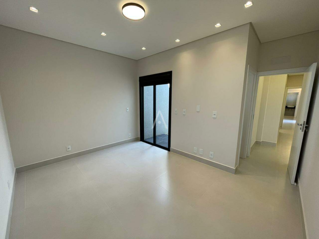 Casa Residencial para à venda no Bairro RECANTO TROPICAL em CASCAVEL: 