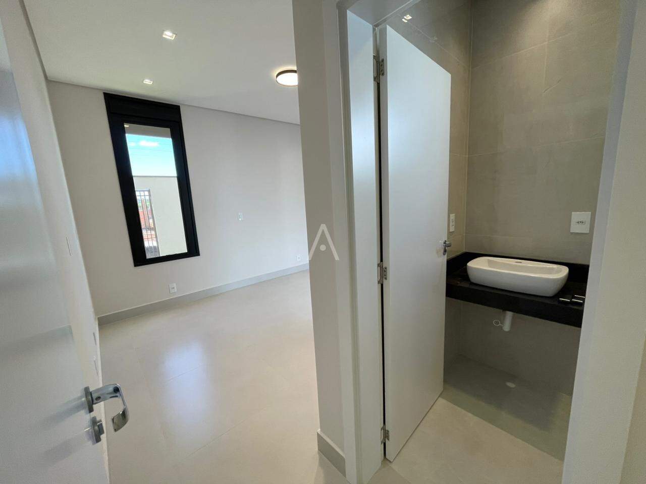 Casa Residencial para à venda no Bairro RECANTO TROPICAL em CASCAVEL: 
