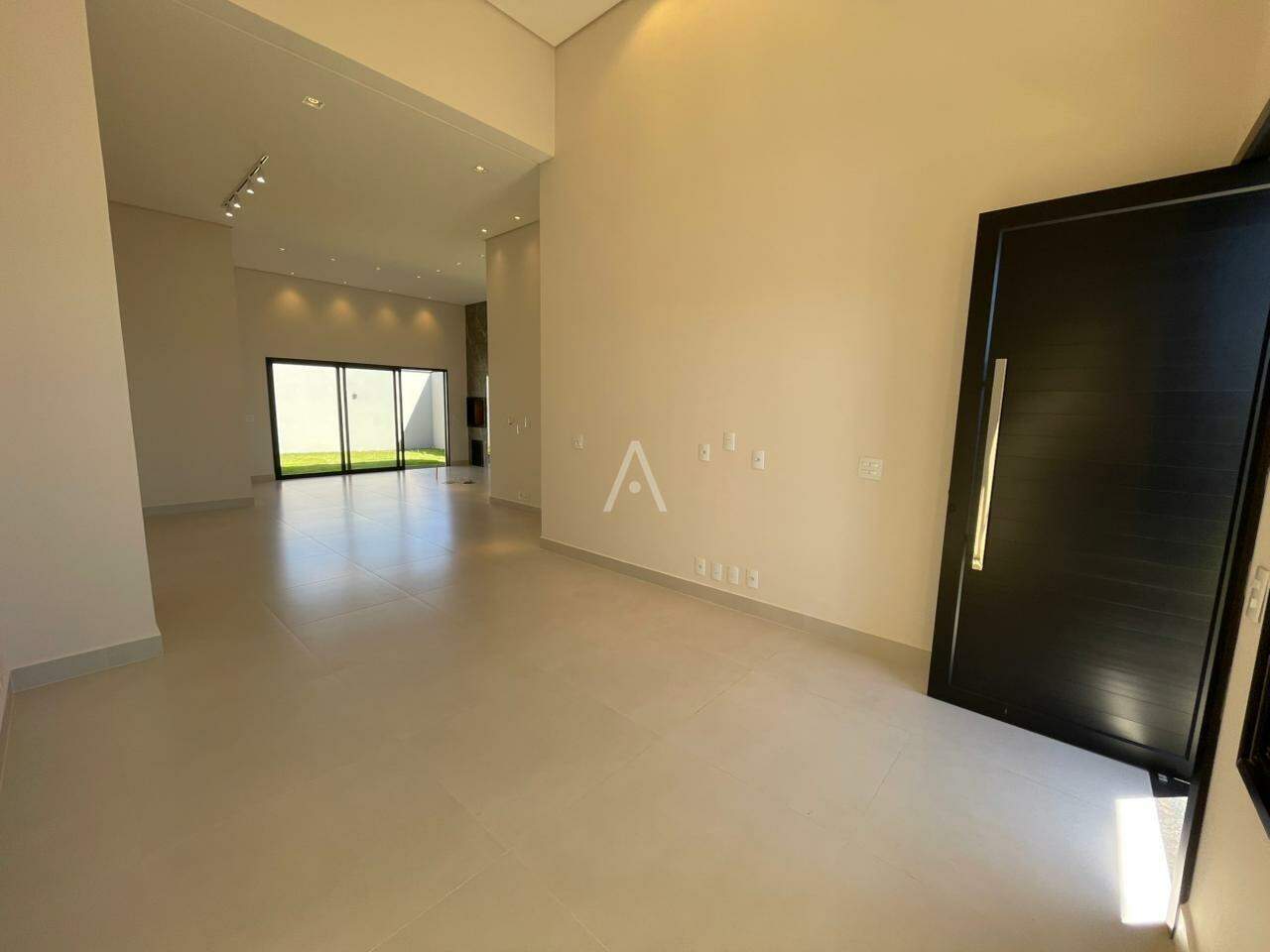 Casa Residencial para à venda no Bairro RECANTO TROPICAL em CASCAVEL: 