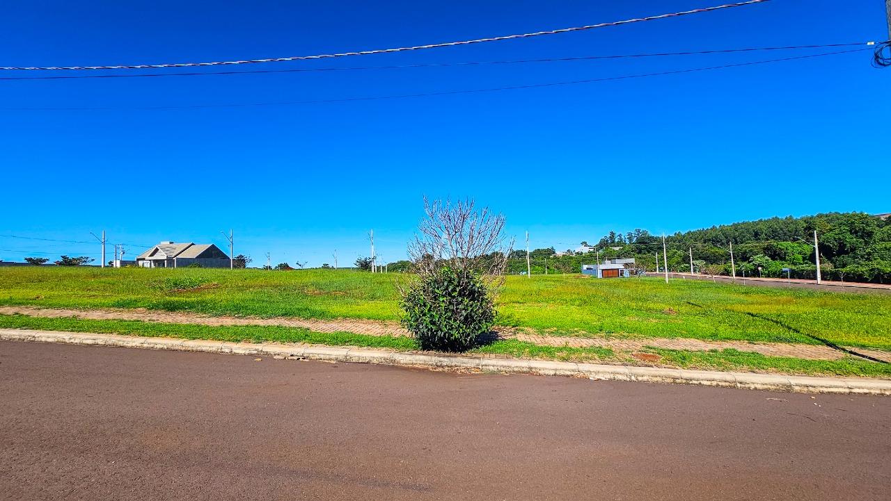 Terreno para à venda no Bairro PARAISO TROPICAL 2 em CASCAVEL: 