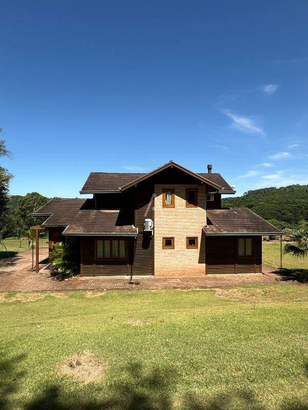 Imóveis Rurais para à venda no Bairro ZONA RURAL em CASCAVEL: 