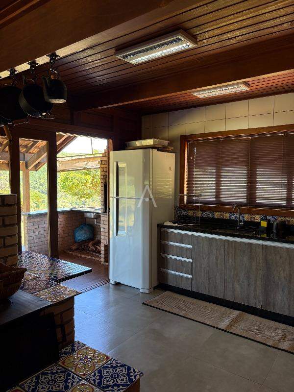 Imóveis Rurais para à venda no Bairro ZONA RURAL em CASCAVEL: 