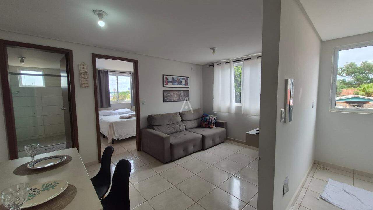 Apartamento para para aluguel no Bairro SANTA CRUZ em CASCAVEL: ENTRADA/SALA